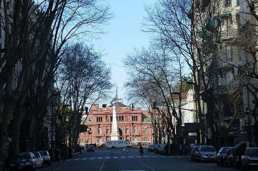 5hs Small Group City Tour of Buenos Aires with Street Food - Puerto Madero, a different side of the city