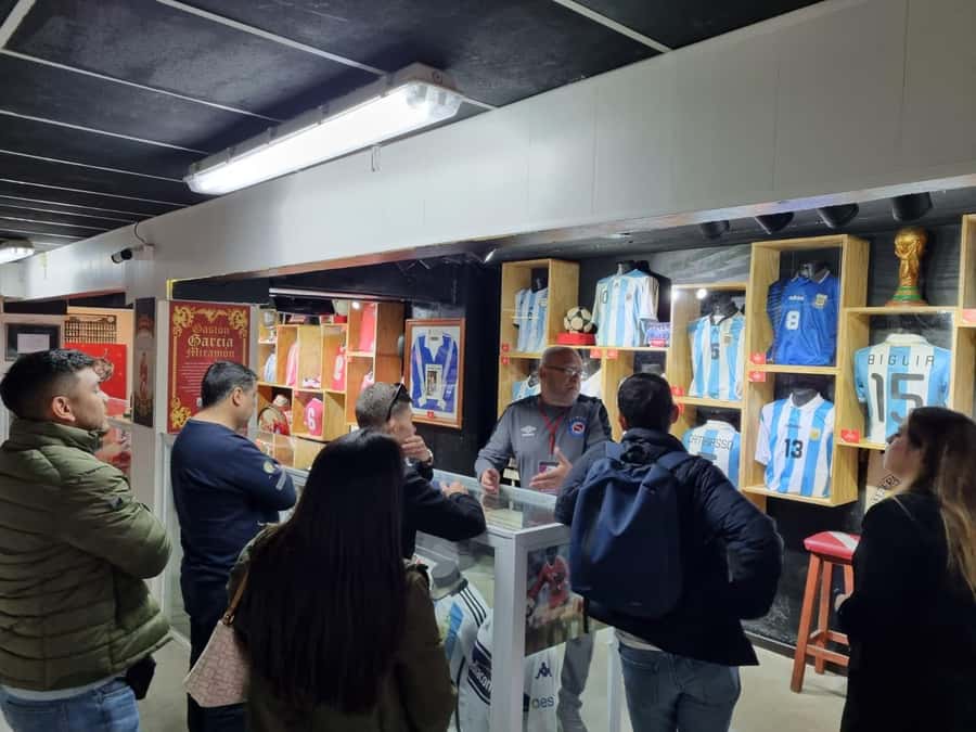 AllMaradona Buenos Aires: Maradona House Museum and Stadium - Is $138 a fair price for three hours?