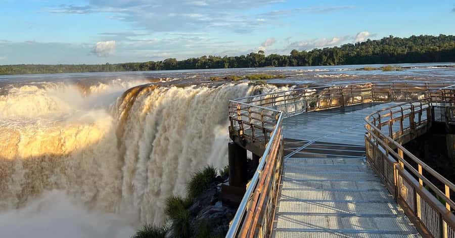 Argentinian Falls Tour + Optional Boat Ride (Private) - Guides Make The Biggest Difference