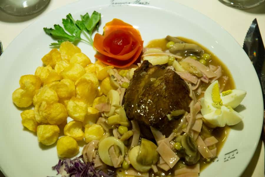 BA: Tango Show and Optional Dinner at Esquina Homero Manzi - Drinks and the real value of the $55 price