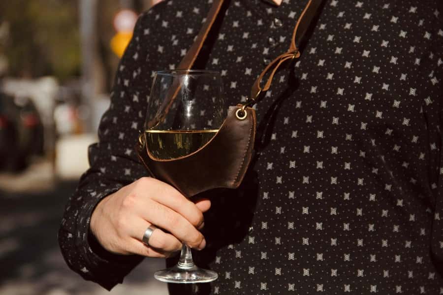 BA: Wine tour with 5 tasting stops in the heart of Palermo - Food Pairings, Water, and Pace