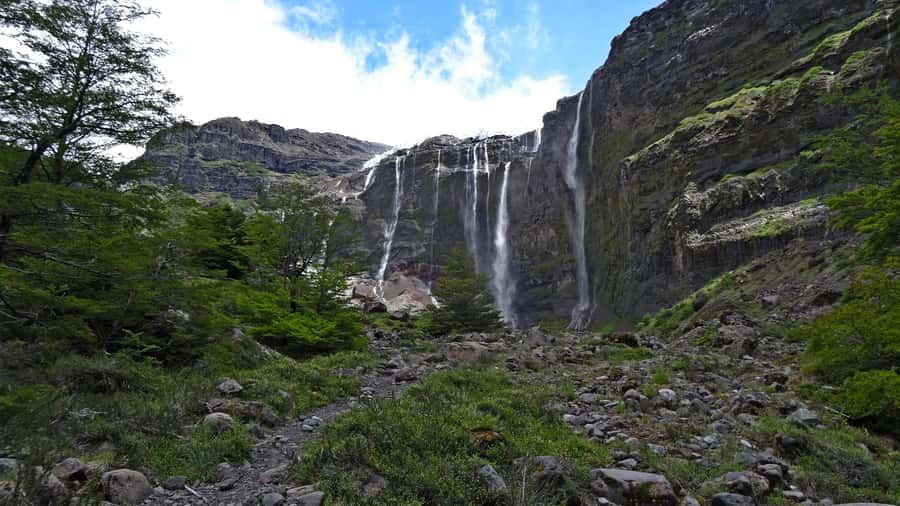 Bariloche: Cerro Tronador and Ventisquero Negro Glacier Tour - The Manso River and Pampa Linda
