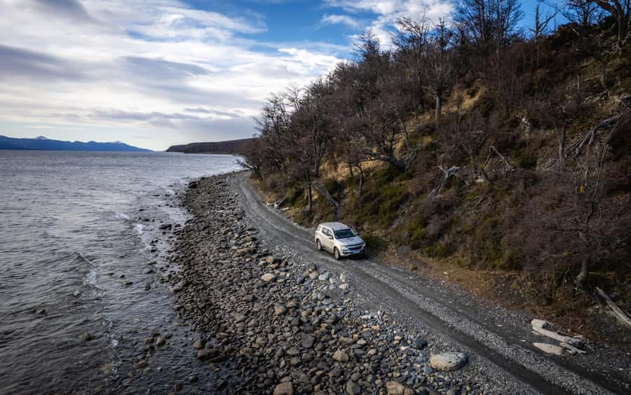 BIG FUEGIAN LAKES OFF-ROAD 4x4 - Leaving Ushuaia for the Andes