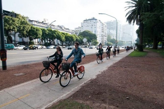 Buenos Aires Bike Tour: North Districts, Recoleta and Palermo - A useful first ride through three very different districts