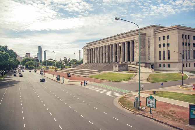Buenos Aires Bike Tour: North Districts, Recoleta and Palermo - Barrio Parque and Barrio Norte: a look beyond the postcard