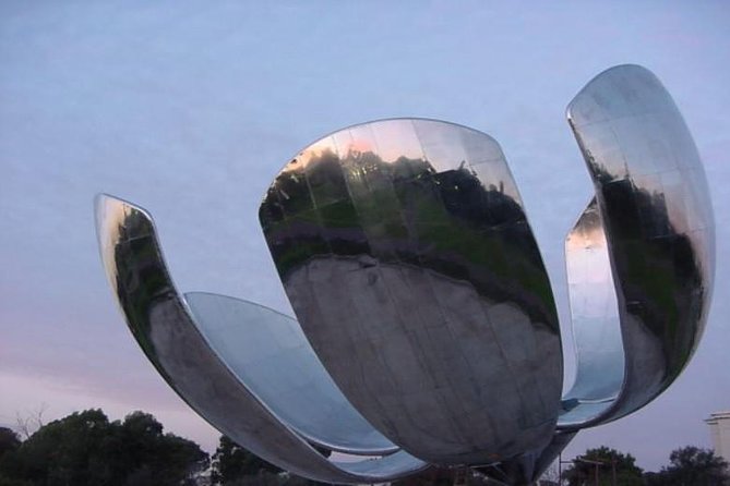 Buenos Aires Bike Tour: North Districts, Recoleta and Palermo - How good is the guiding?