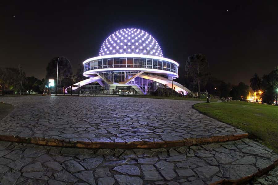 Buenos Aires by Night: Small Group City Tour - San Telmo’s cobblestones and old-city character