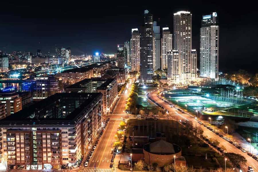 Buenos Aires by Night: Small Group City Tour - Plaza de Mayo and the illuminated city center