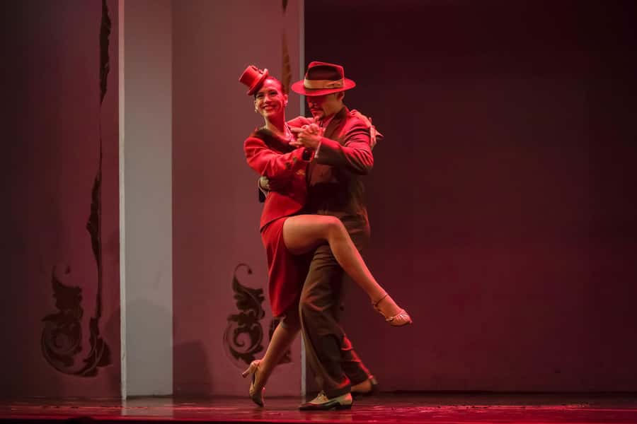 Buenos Aires: Café de Los Angelitos Tango Show & Dinner - A century-old café with a complicated past