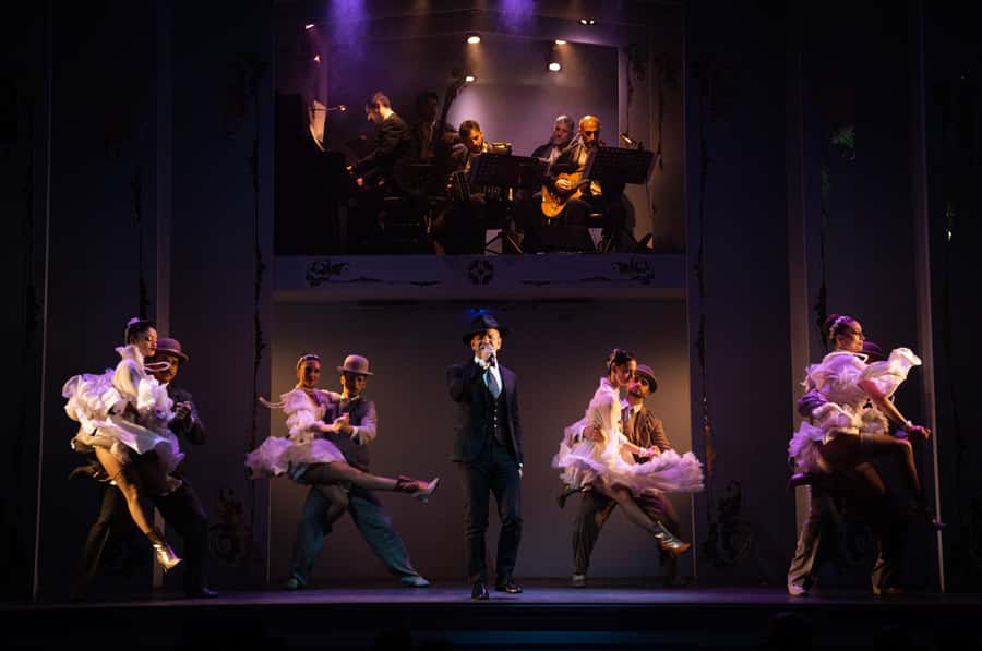 Buenos Aires: Cafe Los Angelitos Tango Show, Optional Dinner - Why Café Los Angelitos works for a first tango night