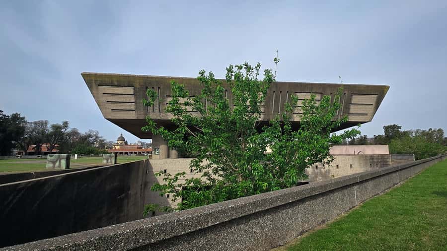 Buenos Aires: Chacarita, The Largest Cemetery In Argentina - The first look at Chacarita’s memorial architecture