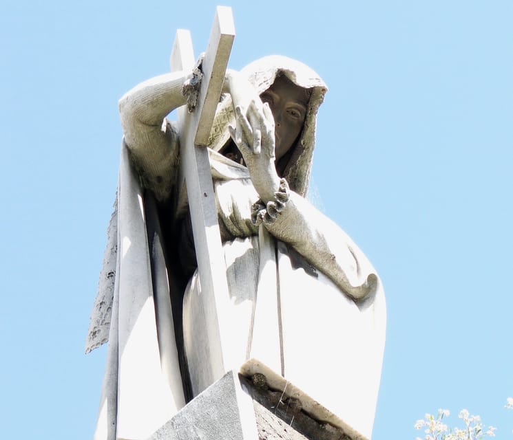 Buenos Aires: City Highlights Guided Tour with Transfer - Caminito gives you Buenos Aires in bright colors