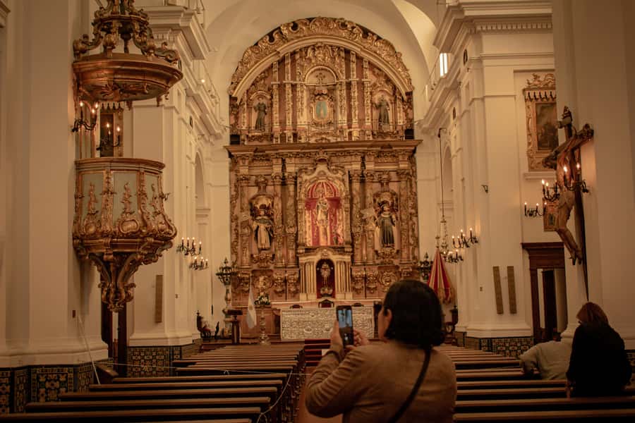 Buenos Aires: Classic Private City Tour - Why the guide can make or break the experience