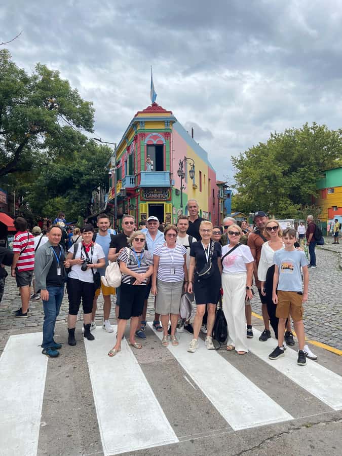 Buenos Aires: Customizable City Tour in Polish - Polish details and local stories