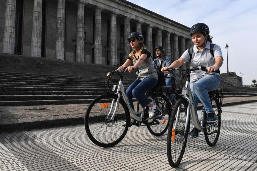 Buenos Aires: E-Bike Tour in the North Circuit of Buenos Aires - Finishing with the Teatro Colón