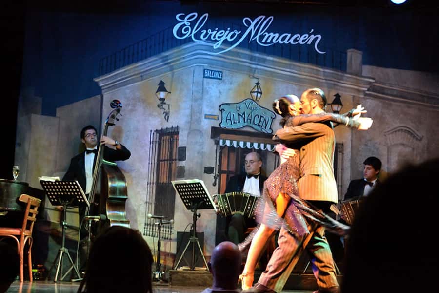 Buenos Aires: El Viejo Almacen Tango Show & optional Dinner - Arriving in San Telmo for an old Buenos Aires evening