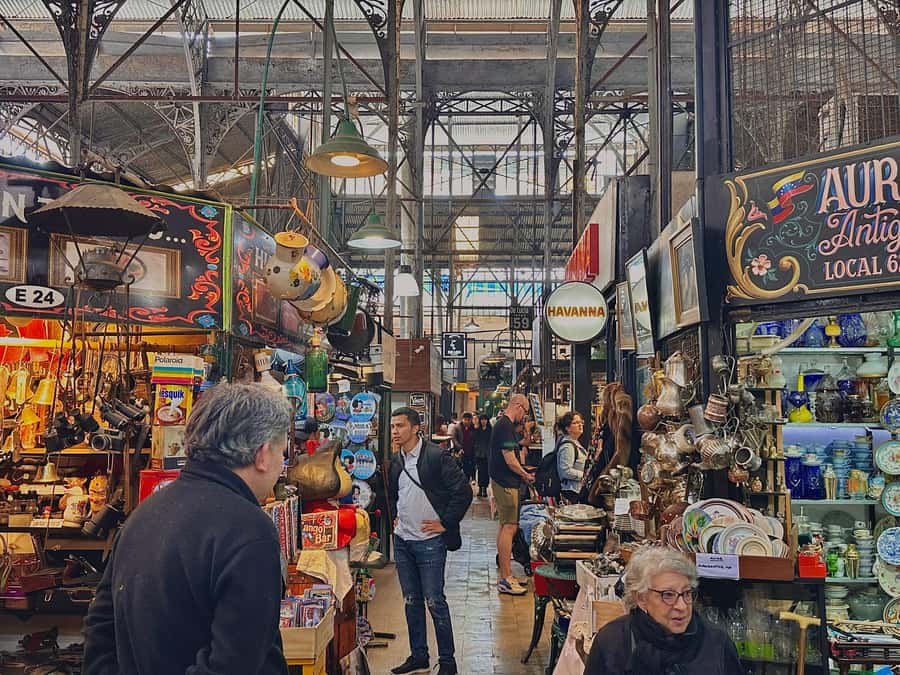 Buenos Aires Fairs: San Telmo & Mataderos Cultural Tour - San Telmo Antique Fair: antiques, leather, and city character