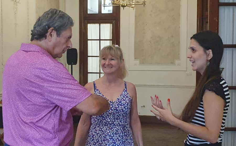 Buenos Aires: Group tango class with mate and snacks - Languages, timing, and what to bring