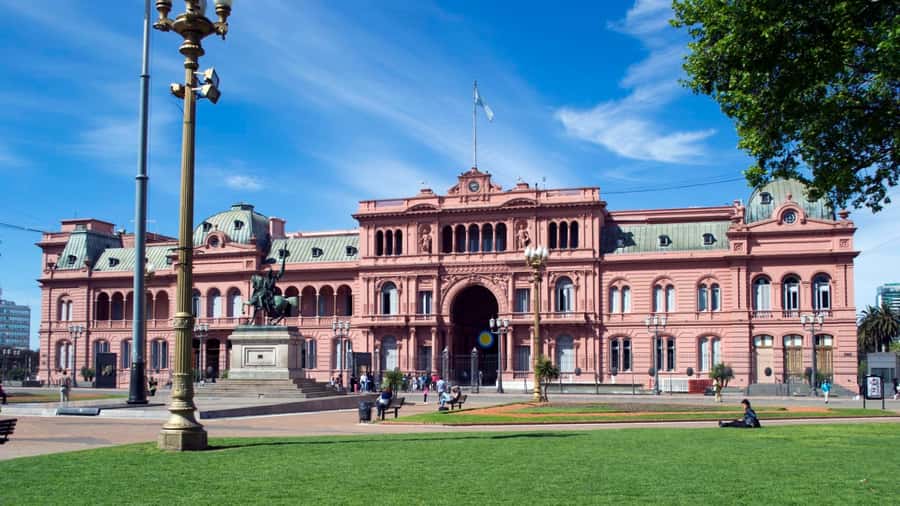 Buenos Aires: Half-Day Sightseeing Tour with 2 Stops - What this Buenos Aires tour is really designed to do