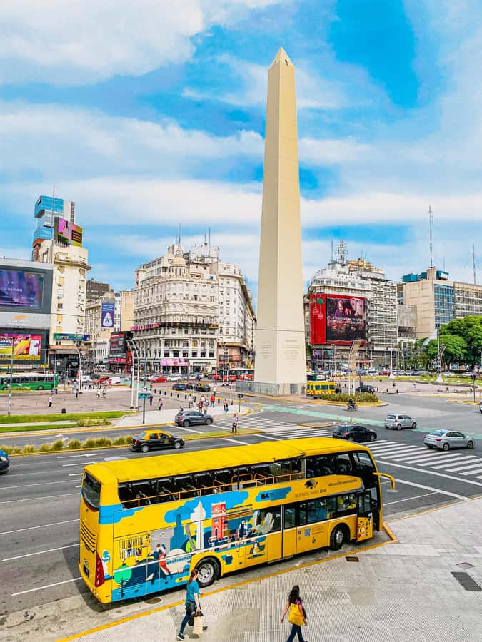 Buenos Aires Hop-On Hop-Off Bus and Exclusive Benefits - A three-hour introduction to a huge city