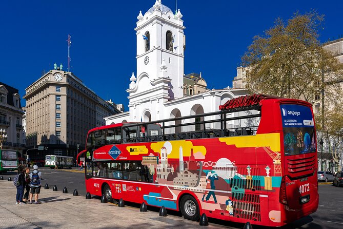 Buenos Aires Hop-On Hop-Off Bus, Free Walking Tours & Discounts - Audio guides, announcements, and walking tours