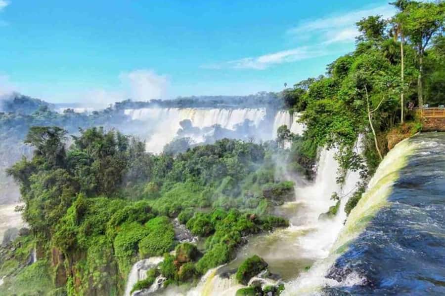 Buenos Aires: Iguazu Falls Private Tour with Flights - Why Iguazu deserves a full day from Buenos Aires