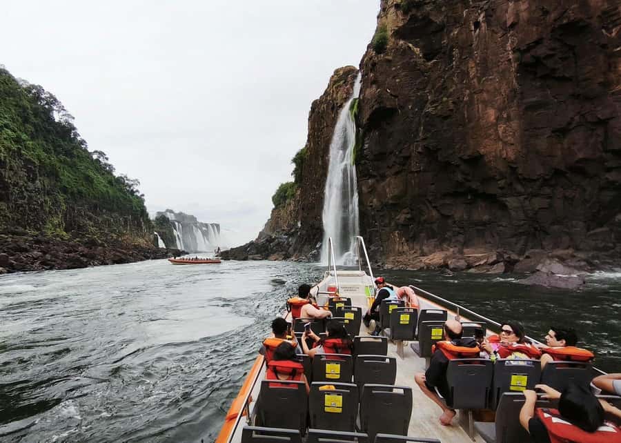 Buenos Aires: Iguazú Falls with Boat Ride & Optional Flight - The 30-minute transfer into Iguazú National Park