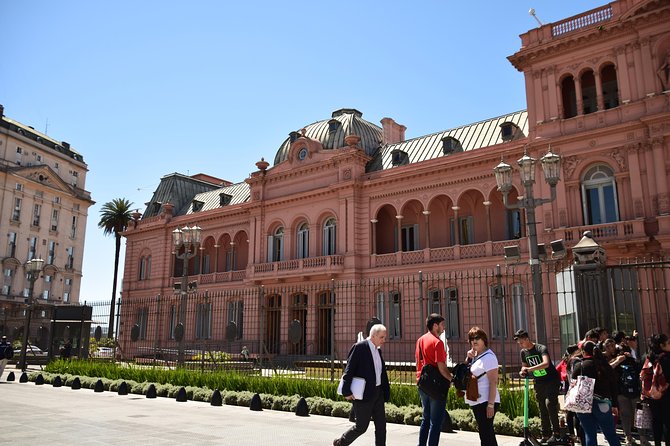 Buenos Aires Like a Local 4-Hour Private Tour - Why the private car and guide make a difference