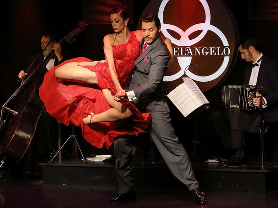 Buenos Aires: Live Michelangelo Tango & Folklore Show Ticket - Arriving in San Telmo for a classic Buenos Aires evening