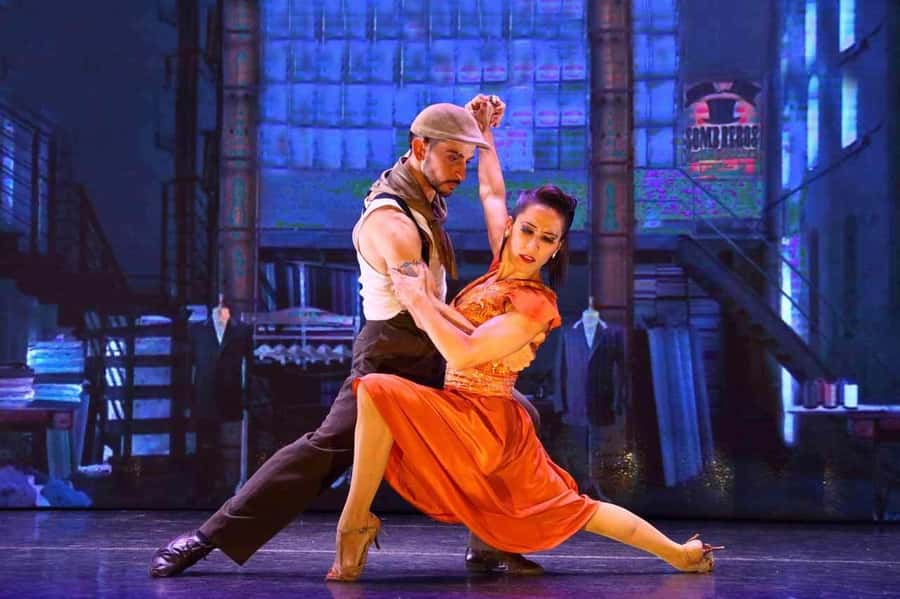 Buenos Aires: Madero Tango Show with Optional Dinner - Entering the Madero Tango hall