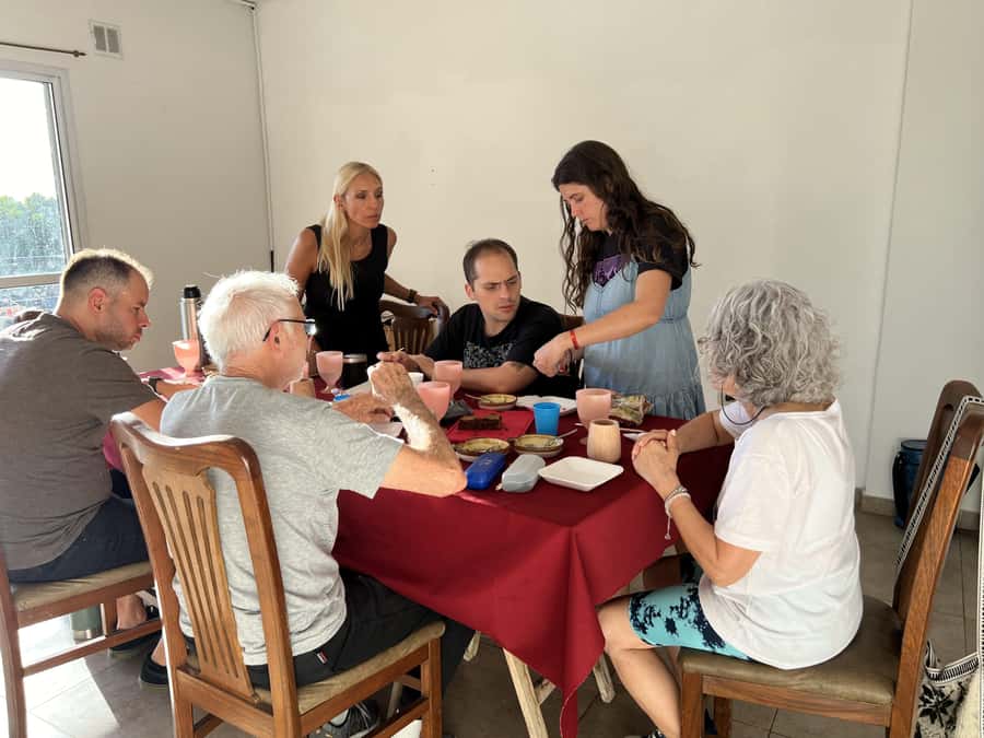 Buenos Aires: Mate & paint experience with pastry tasting - Argentine pastries make the lesson feel local