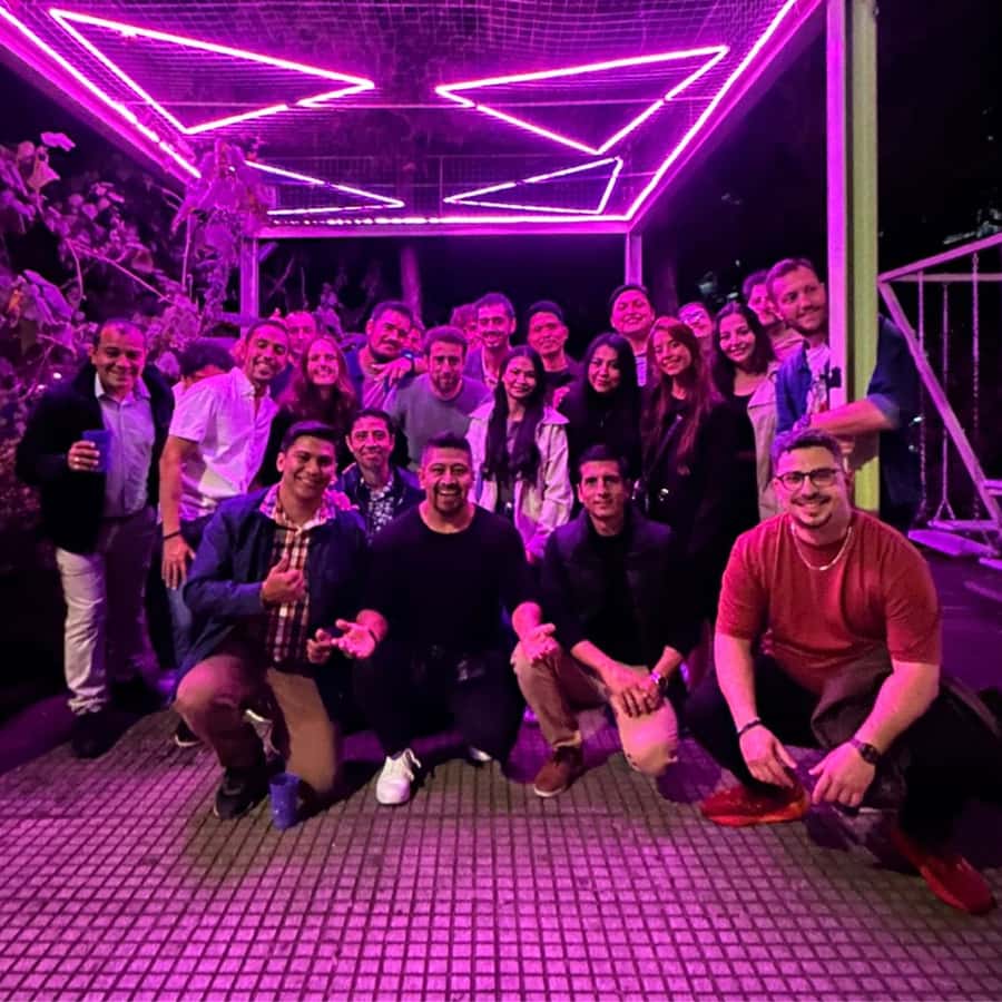 Buenos Aires Nightlife: Party Like a Local - Friday: Cobra, Rabieta, and reggaeton at Cruza Polo
