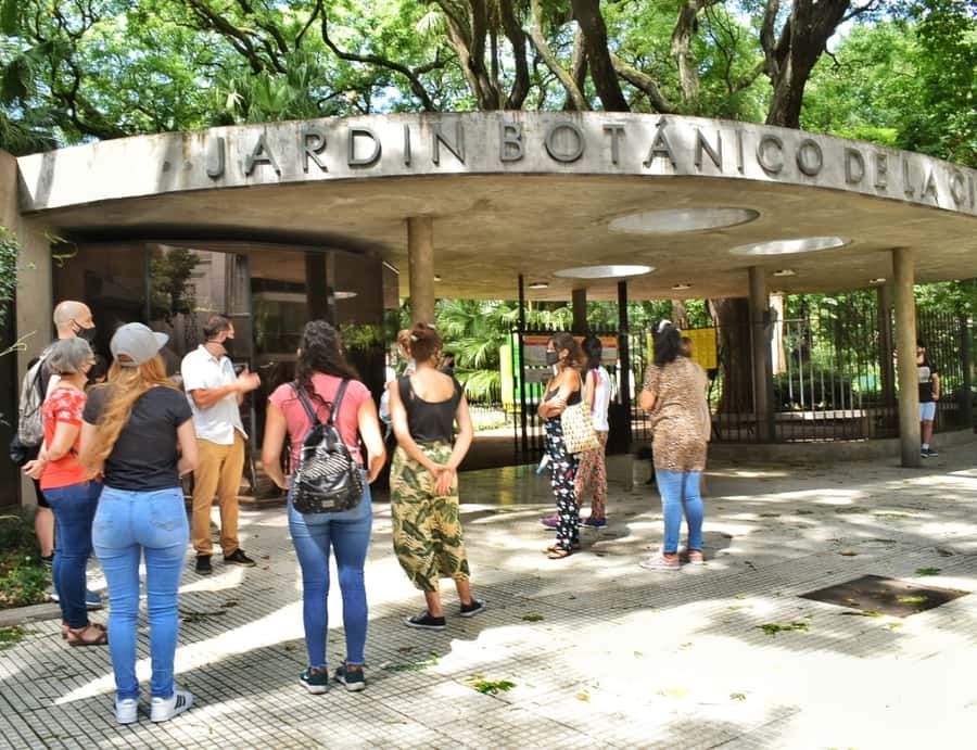 Buenos Aires: Palermo Soho Guided Walking Tour - Is two hours enough for Palermo Soho?