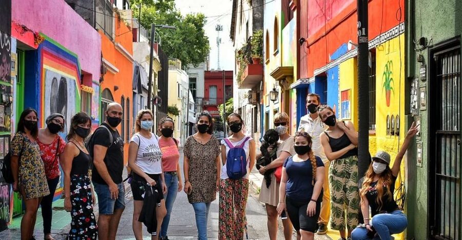 Buenos Aires: Palermo Soho Guided Walking Tour - Small groups and guide quality