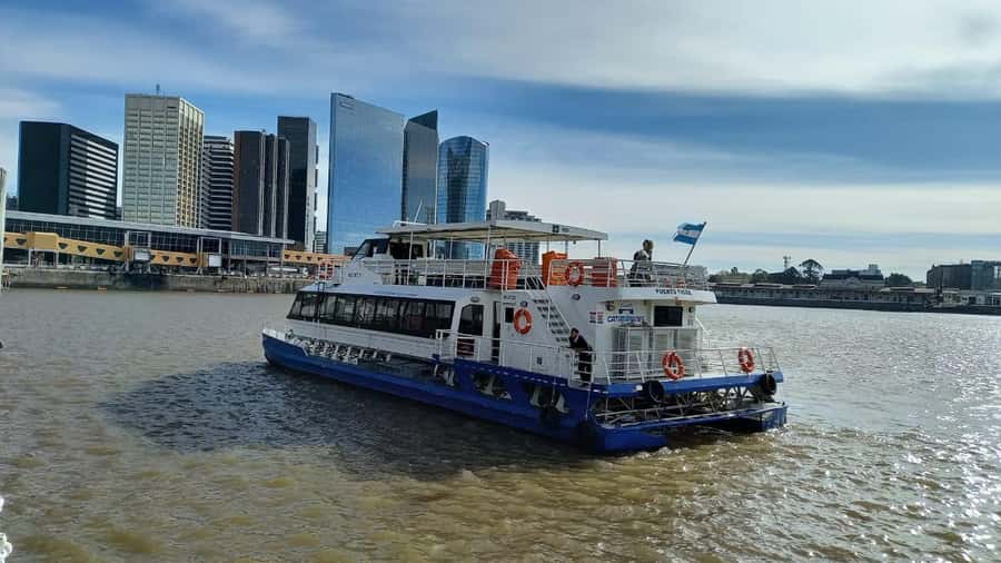 Buenos Aires: Premium Delta Navigation round trip - Entering the Paraná Delta and its smaller waterways