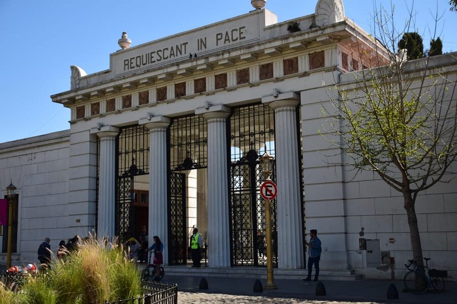 Buenos Aires: Private City Tour by Car with Hotel or Pickup - La Boca, where color and tango meet the old port