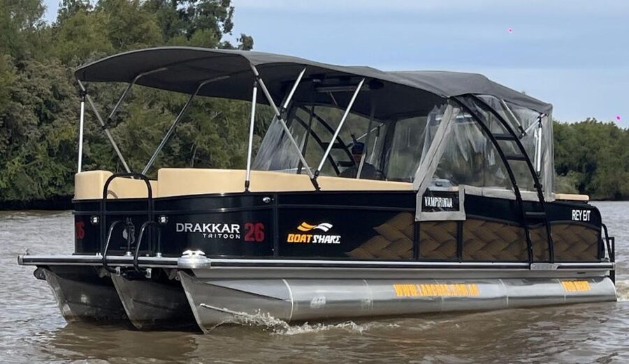 Buenos Aires: Private Delta Boat Tour with Barbecue onboard - How this compares with a standard river cruise