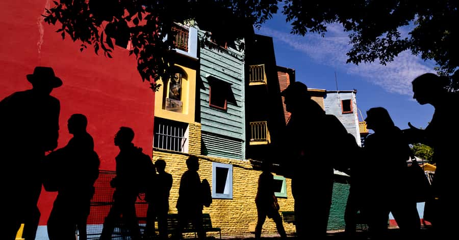Buenos Aires: Private Photo Tour for Ammateur Photographers - Photographing La Boca around Caminito