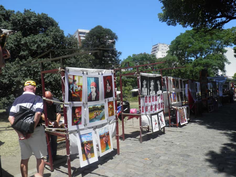 Buenos Aires: Private Recoleta Cemetery Walking Guided Tour - Following Eva Perón’s story