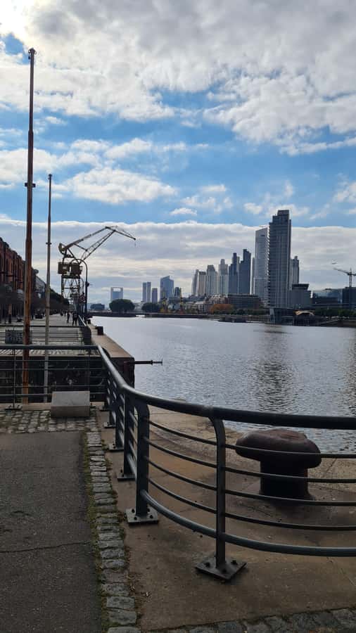 Buenos Aires: Puerto Madero Tour For Small Groups - Why Puerto Madero works so well for a walking tour
