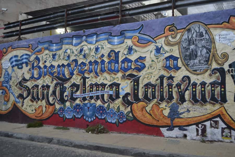 Buenos Aires: San Telmo and Market Guided Walking Tour - Meeting Mafalda in San Telmo