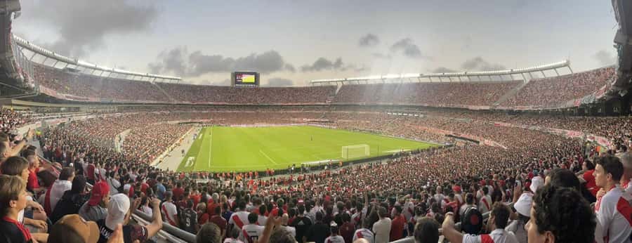 Buenos Aires: See a River Plate game with transport & local - Is $346 a fair price?