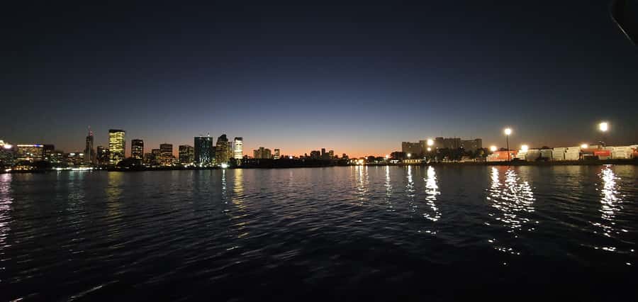 Buenos Aires:Small Group Tour AM & Sunset Open Bar Cruise PM - How much value do you get for $90?