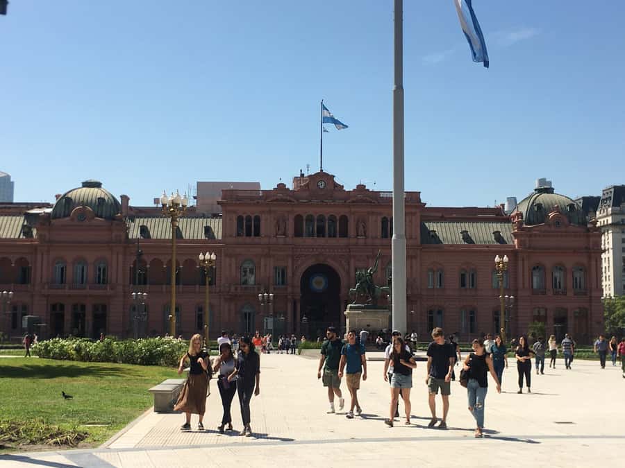 Buenos Aires:Small Group Tour AM & Sunset Open Bar Cruise PM - Floralis Genérica and a short Recoleta visit