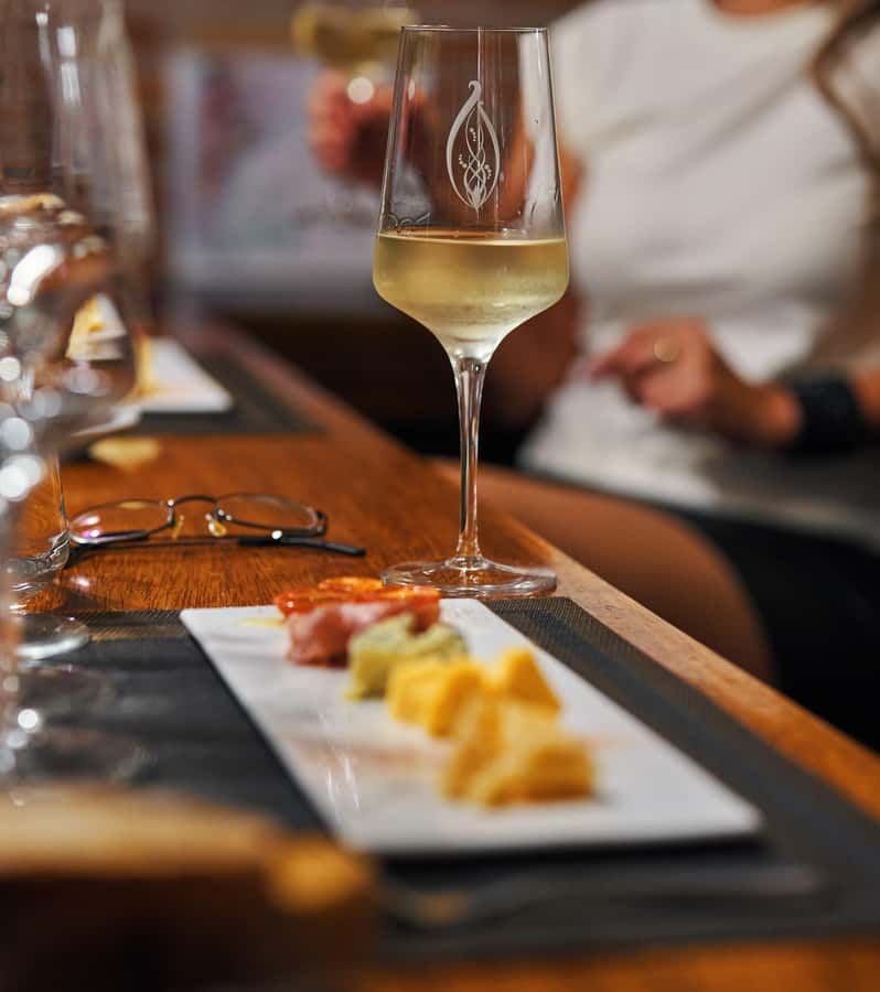 Buenos Aires: Small-Group Wine Tasting - Four Argentine wines, with Malbec and Torrontés in focus