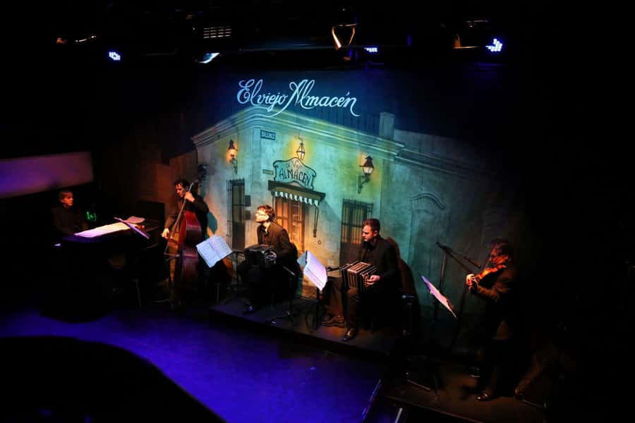 Buenos Aires: Tango Show at El Viejo Almacen - Dinner first, tango second
