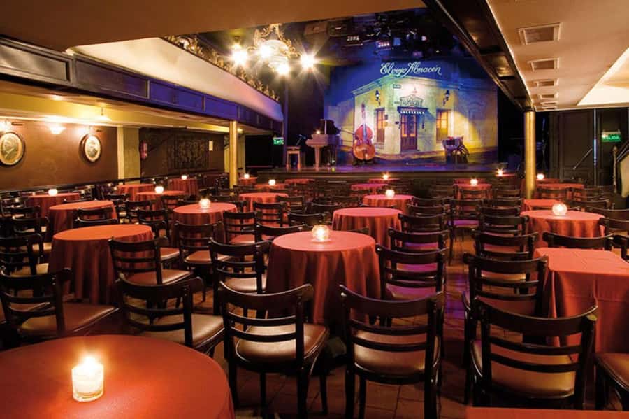 Buenos Aires: Tango Show "Viejo Almacén" & optional dinner - The 8:30 PM dinner: convenient, filling, and not the main event