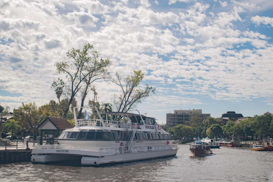 Buenos Aires: "Ticket"- 2hs of Navigation Premium to Tigre - Planning Your Return to Buenos Aires