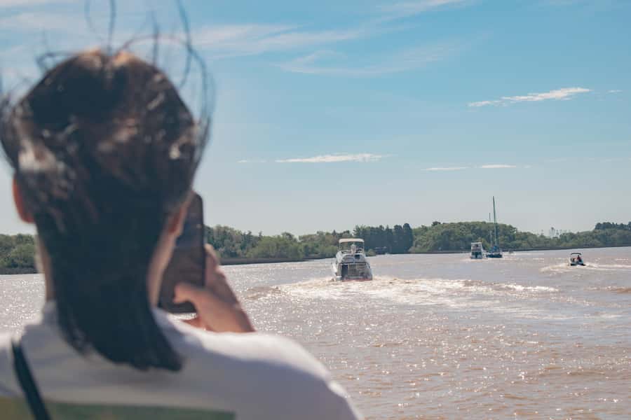 Buenos Aires: "Ticket"- 2hs of Navigation Premium to Tigre - Starting at Puerto Madero’s Dársena Norte