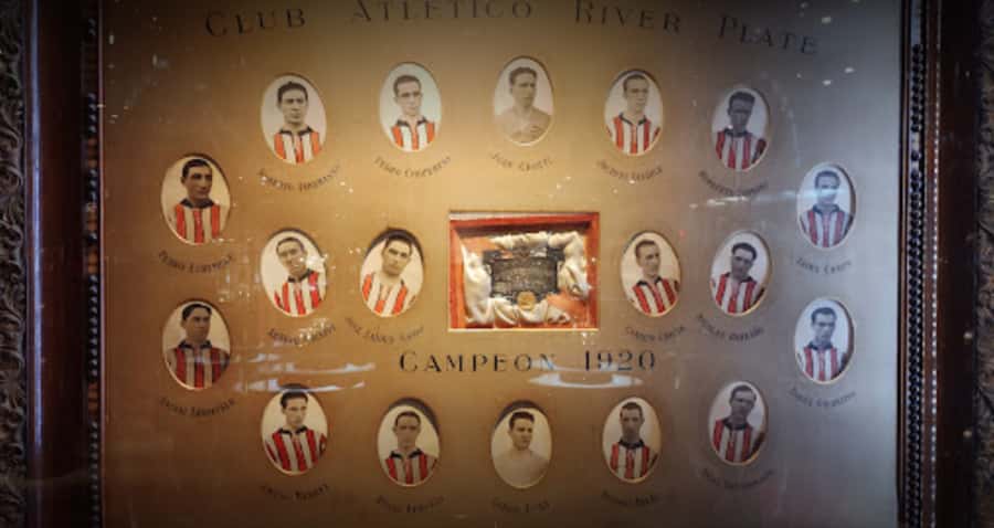 Buenos Aires: Tickets to River Plate Museum - Guides, group size, and the human touch